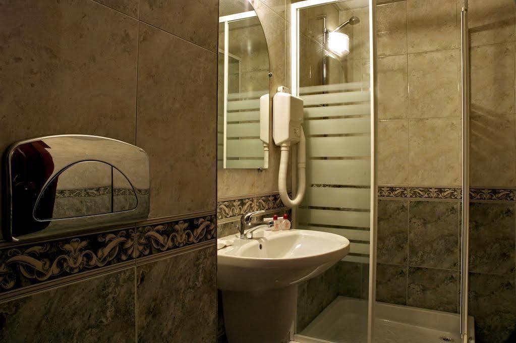 Luxor Hotel Смолян Екстер'єр фото